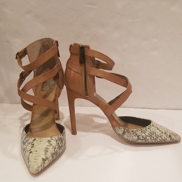 Dolce Vita Shoes - Dolce Vita Faux Snakeskin Heels Size 8 1/2